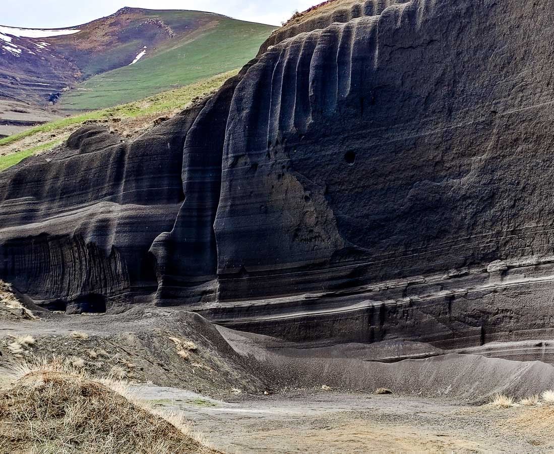 Вулкан Гутанасар